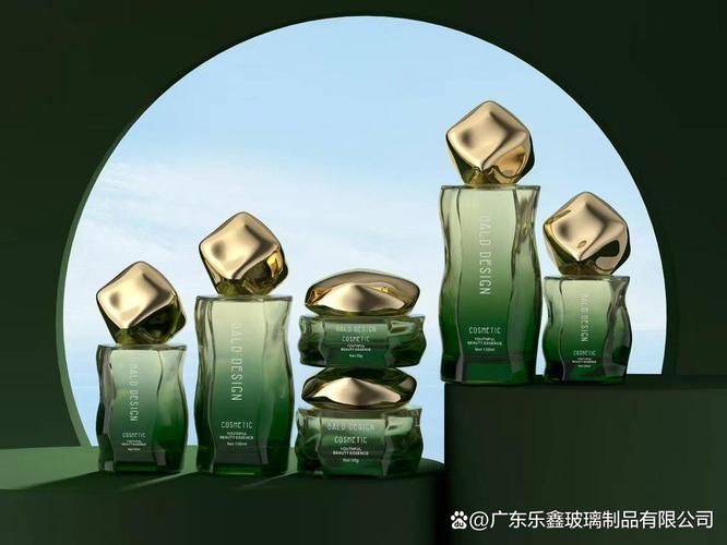揭秘护肤品瓶厂家直销 源头工厂如何塑造美妆容器与护肤品组合装